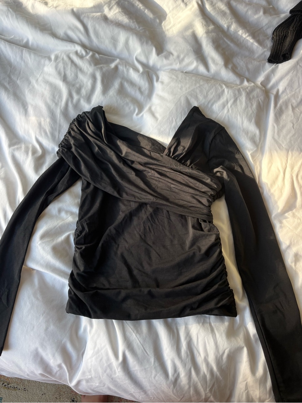 Abercrombie Black Asymmetric Off-Shoulder Long Sleeve Top